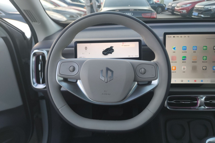 零跑汽车 零跑B10 2025款 510悦享版中控内饰13