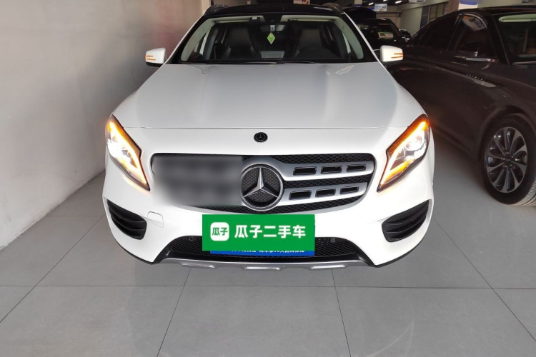 奔驰GLA 2019款 GLA 200 时尚型车身外观6001