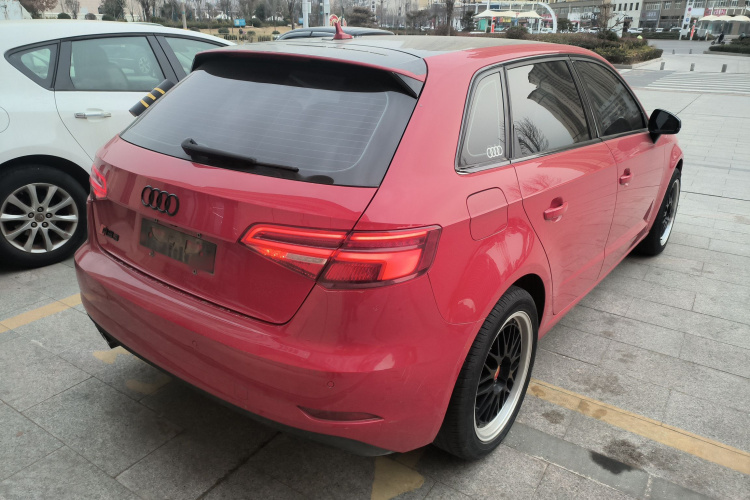奥迪A3 2018款 30周年年型 Sportback 35 TFSI 进取型车身外观6005