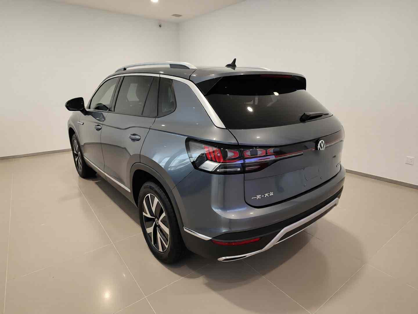 大众 探岳 2023款 300TSI 两驱豪华Plus进阶版(3)