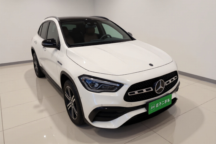 奔驰GLA 2020款 GLA 200 4MATIC车身外观3