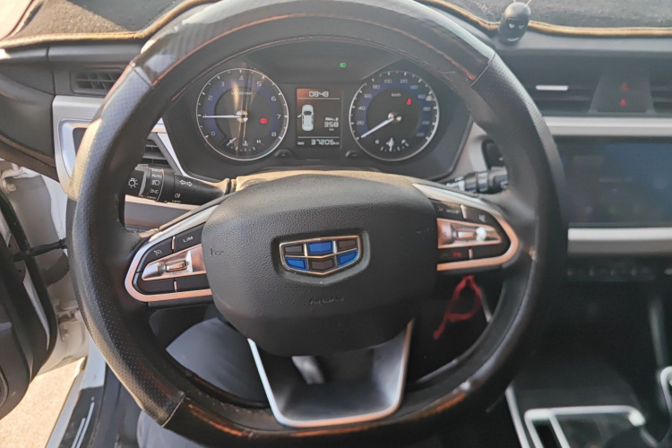 吉利汽车 远景X3 2019款 升级版 1.5L 手动尊贵型局部细节13