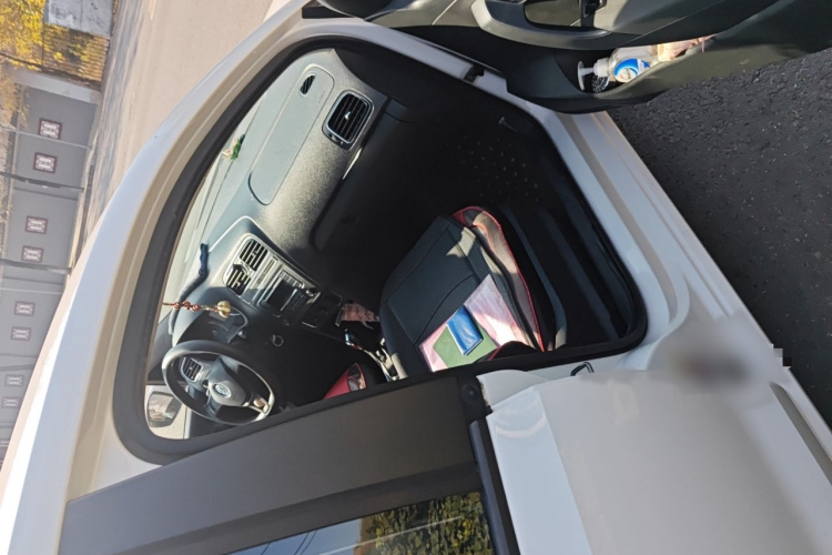 大众 Polo 2014款 1.6L 自动舒适版局部细节9005