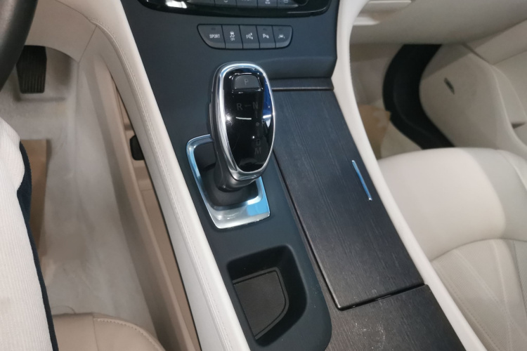 别克 君越 2022款 Avenir艾维亚 先享型局部细节18