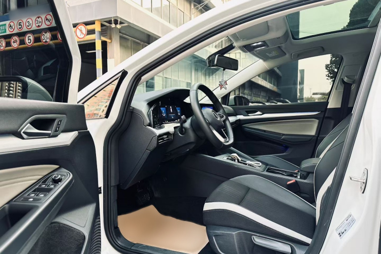 大众 高尔夫 2023款 280TSI DSG Pro中控内饰7003