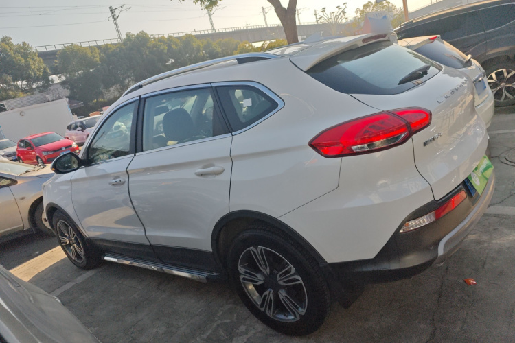 猎豹汽车 猎豹CS10 2017款 2.0T 自动豪华型车身外观4