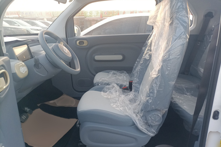 奔腾小马 2026款 222km 闪耀马局部细节19