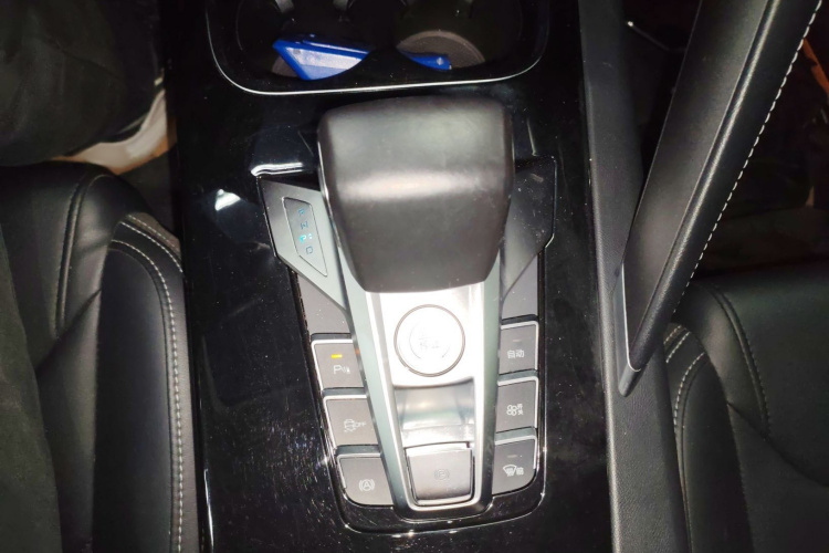 比亚迪 宋Pro 2019款 1.5T 自动精英型局部细节18