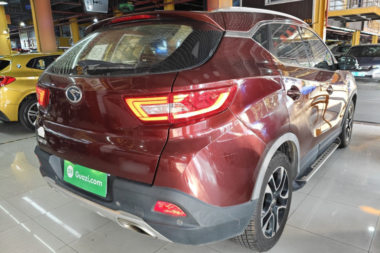 东南DX7 2017款 1.5T 自动豪华型车身外观7