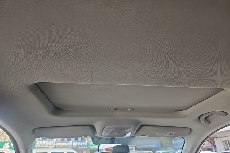 广汽传祺 传祺GS4 2015款 200T G-DCT豪华版中控内饰22