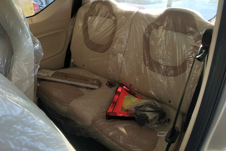 五菱汽车 宏光MINIEV 2024款 第三代 215km 青春版中控内饰21