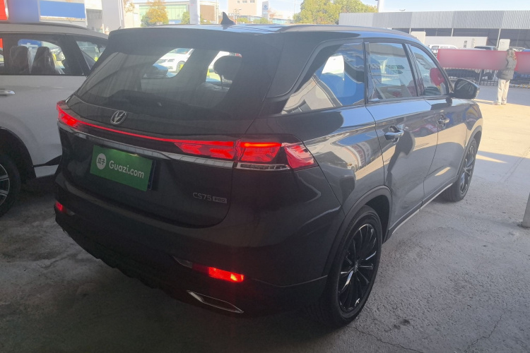 长安CS75 2026款 PRO 1.5T DCT 尊享型 7座车身外观7