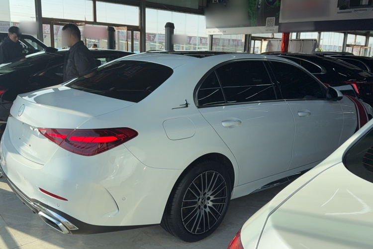 奔驰C级 2025款 改款 C 260 L 运动版车身外观6003