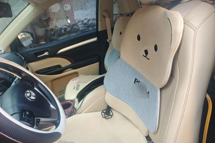 丰田 汉兰达 2017款 2.0T 四驱精英版 7座中控内饰19