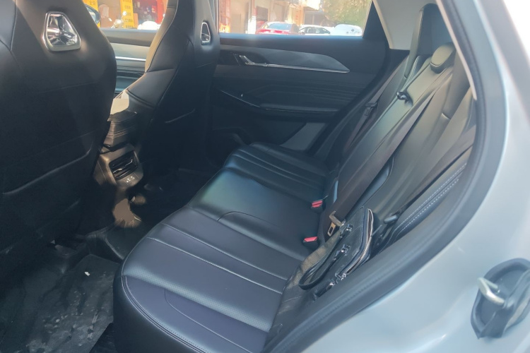 东风风神 皓瀚 2023款 DH-i 1.5T 尊贵版中控内饰21