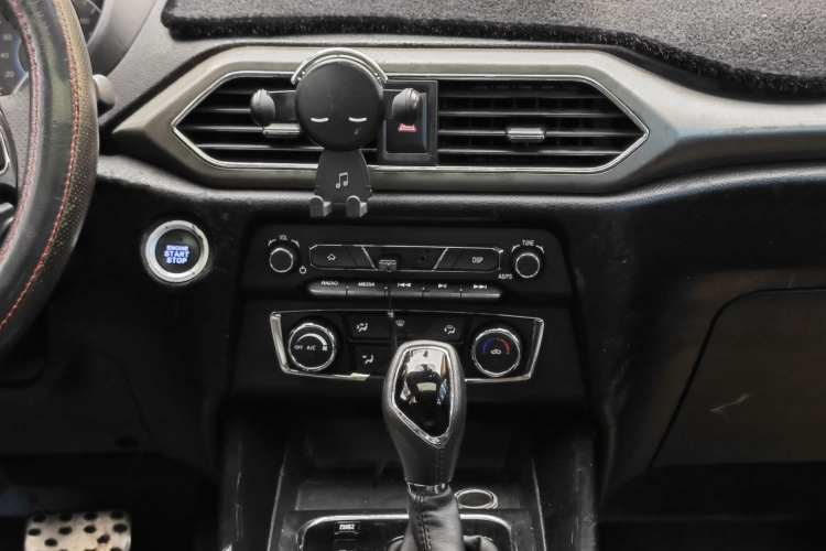 东风风光 风光S560 2018款 1.8L CVT尊贵型中控内饰7006