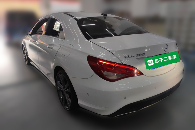 奔驰CLA 2018款 CLA 200 动感型车身外观5