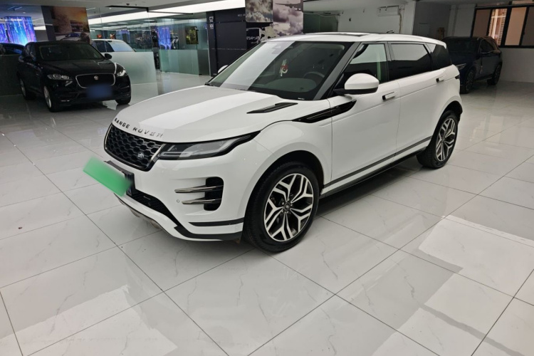 路虎 揽胜极光 2022款 极光L 249PS R-Dynamic 豪华版车身外观1