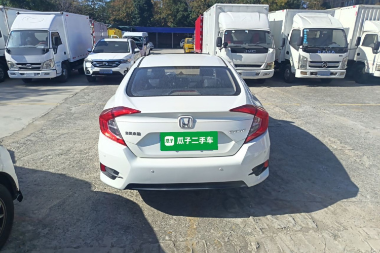 本田 思域 2016款 180TURBO CVT舒适版车身外观6004