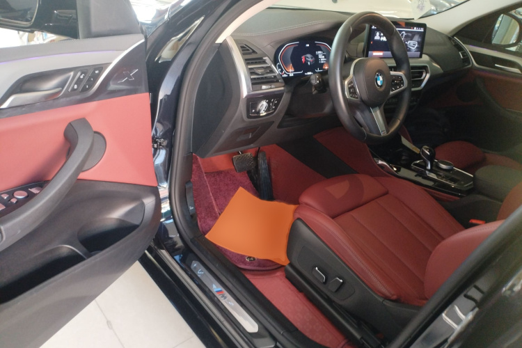 宝马X4 2022款 xDrive 25i M运动套装中控内饰7003