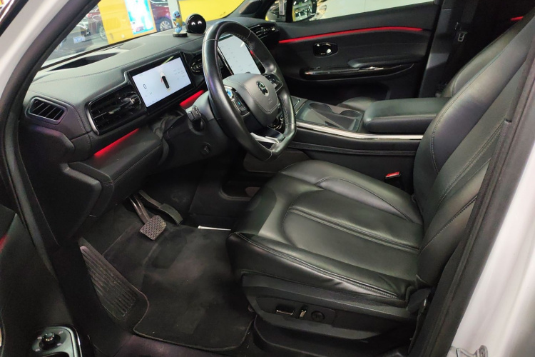 蔚来ES6 2020款 610KM 性能版中控内饰19