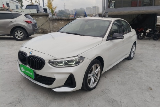 宝马1系 2021款 改款 120i M运动曜夜版