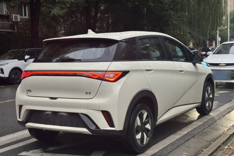 比亚迪 海豚 2025款 420km 自由版车身外观6003