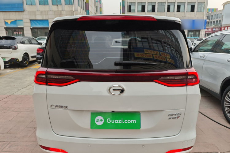 广汽传祺 传祺M6 2019款 270T 自动豪华版（七座）国V车身外观6