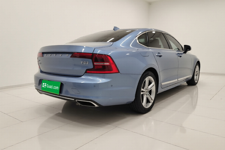 沃尔沃S90 2019款 T5 智远版车身外观7