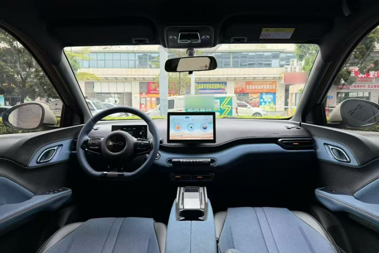比亚迪 海鸥 2025款 305km 自由版中控内饰7004