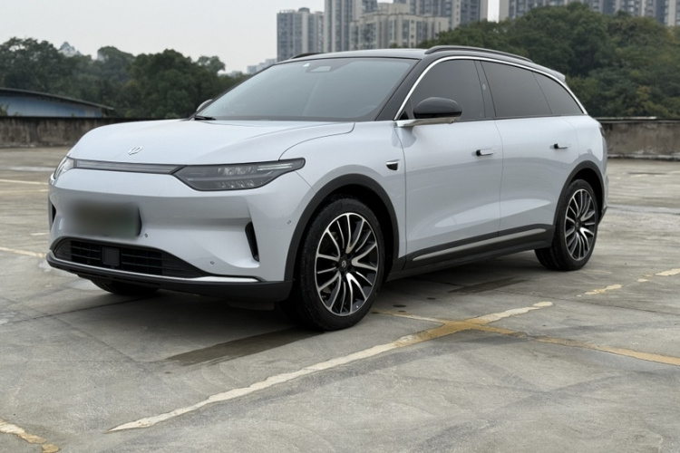 零跑汽车 零跑C11 2021款 改款 豪华版车身外观1