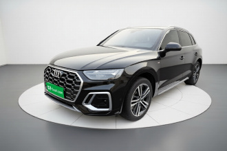 奥迪Q5L 2022款 40T 时尚动感型