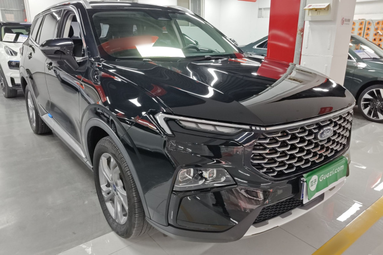 福特 领睿 2023款 EcoBoost 170 铂领型车身外观3