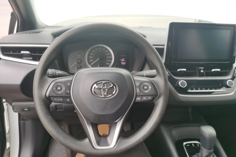 丰田 雷凌 2023款 185T CVT豪华版中控内饰13