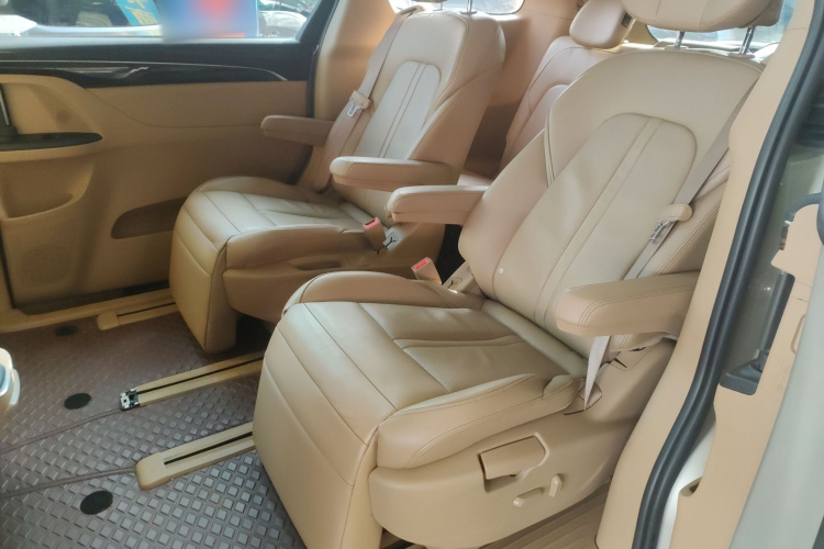 别克GL8 2017款 ES 28T 豪华型 国V中控内饰21