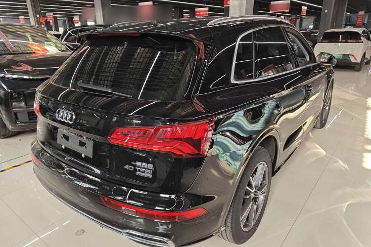 奥迪Q5L 2020款 改款 40 TFSI 荣享时尚型车身外观6005