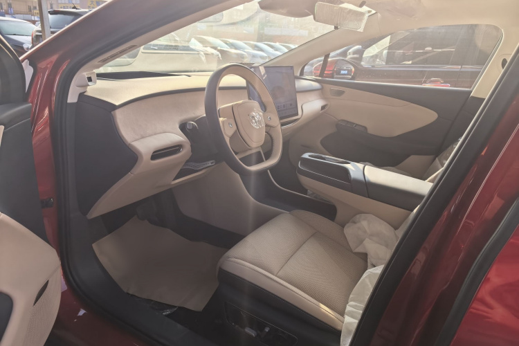 红旗天工05 2025款 550智选版中控内饰7006