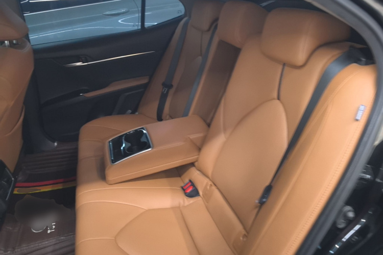 丰田 凯美瑞 2021款 2.0G 豪华版中控内饰21