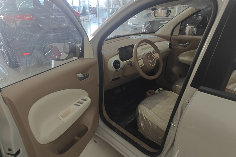 五菱汽车 宏光MINIEV 2025款 四门版 进阶款中控内饰20