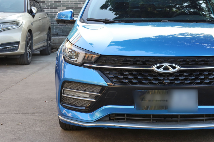 奇瑞 艾瑞泽GX 2019款 Pro 1.5T CVT睿色版 国VI车身外观6007