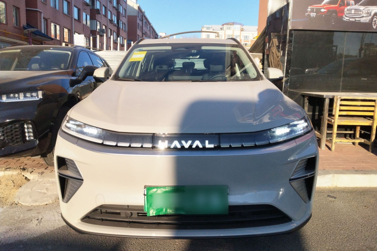 哈弗枭龙MAX 2025款 Hi4 110 Pro车身外观2