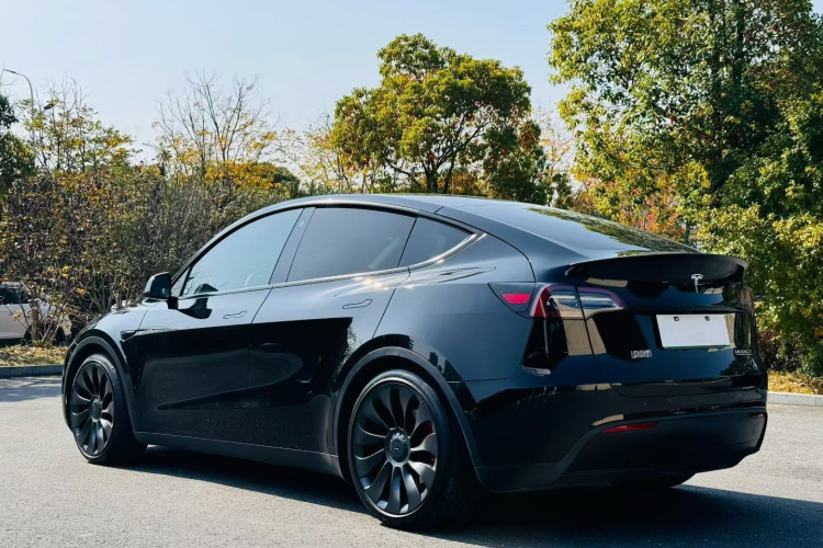 特斯拉 Model Y 2021款 Performance高性能全轮驱动版车身外观6001