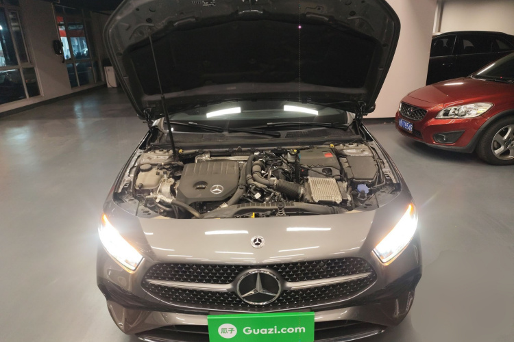 奔驰A级 2024款 A 200 L 时尚型机舱底盘24