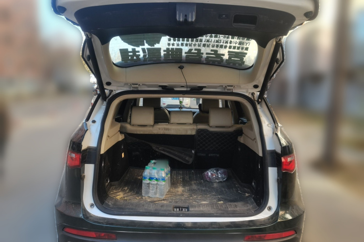 众泰T700 2017款 1.8T 双离合尊贵型局部细节23