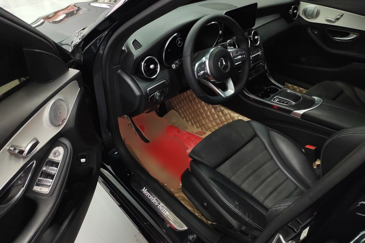 奔驰C级 2021款 C 260 星耀臻藏版中控内饰7003