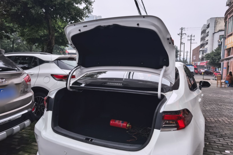 丰田 卡罗拉 2022款 1.2T S-CVT先锋PLUS版机舱底盘23