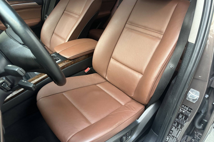 宝马X5(进口) 2013款 xDrive35i 领先型中控内饰7001