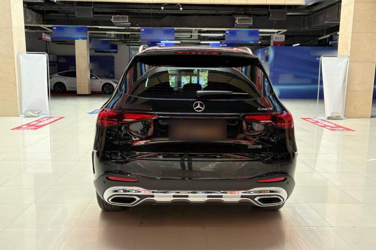 奔驰GLC 2024款  改款 GLC 260 L 4MATIC 豪华型 5座车身外观6