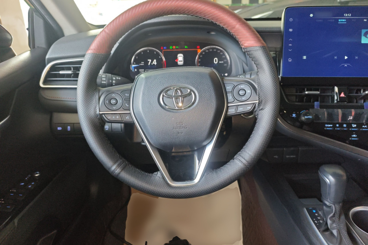 丰田 凯美瑞 2021款 2.5G 豪华版中控内饰13