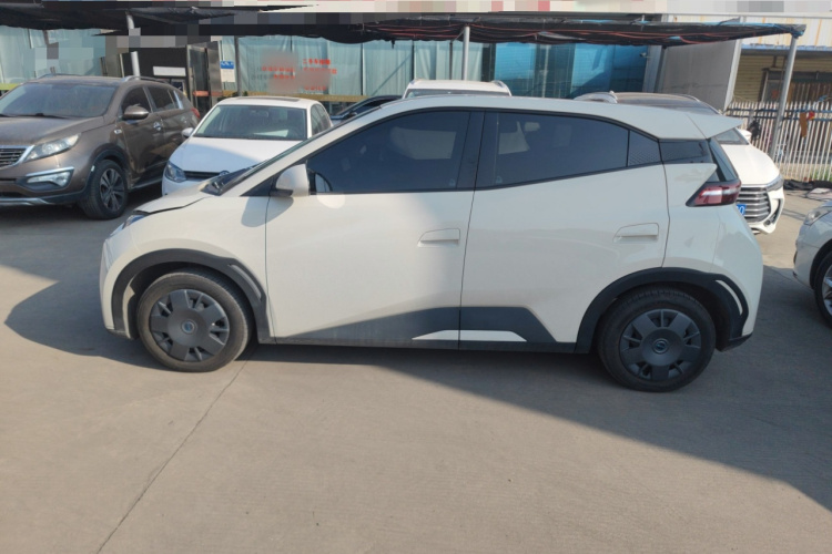 比亚迪 海鸥 2025款 305km 活力版车身外观4